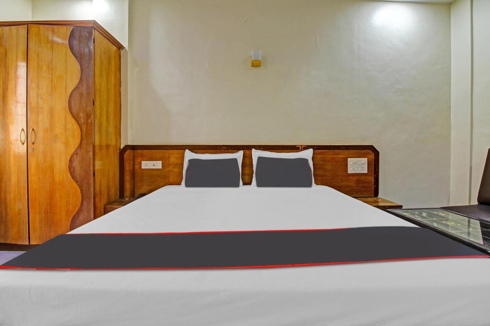 Hotel O Kasturi Resort Méribel Village Dış mekan fotoğraf